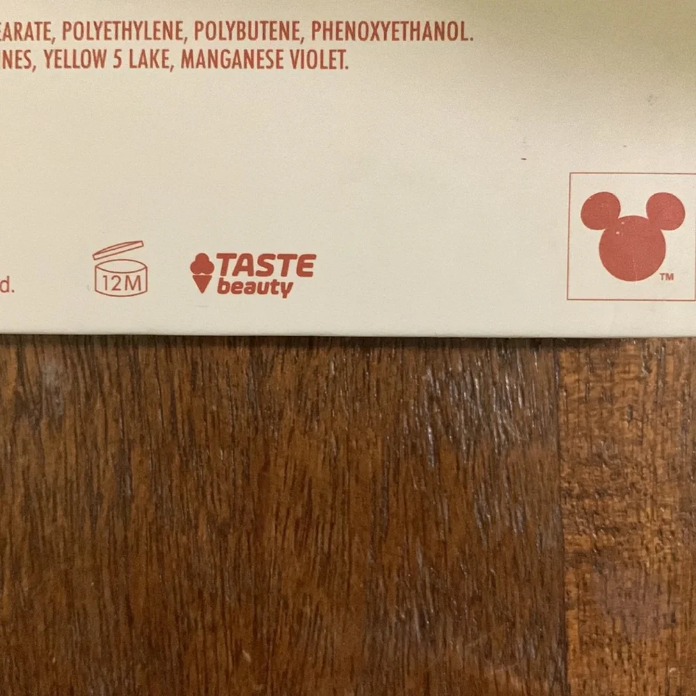 NEW Taste Beauty x Disney Winnie The Pooh Holiday 12 Color Eyeshadow Palette